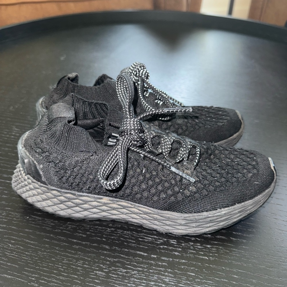 No bull women’s shoes size 6